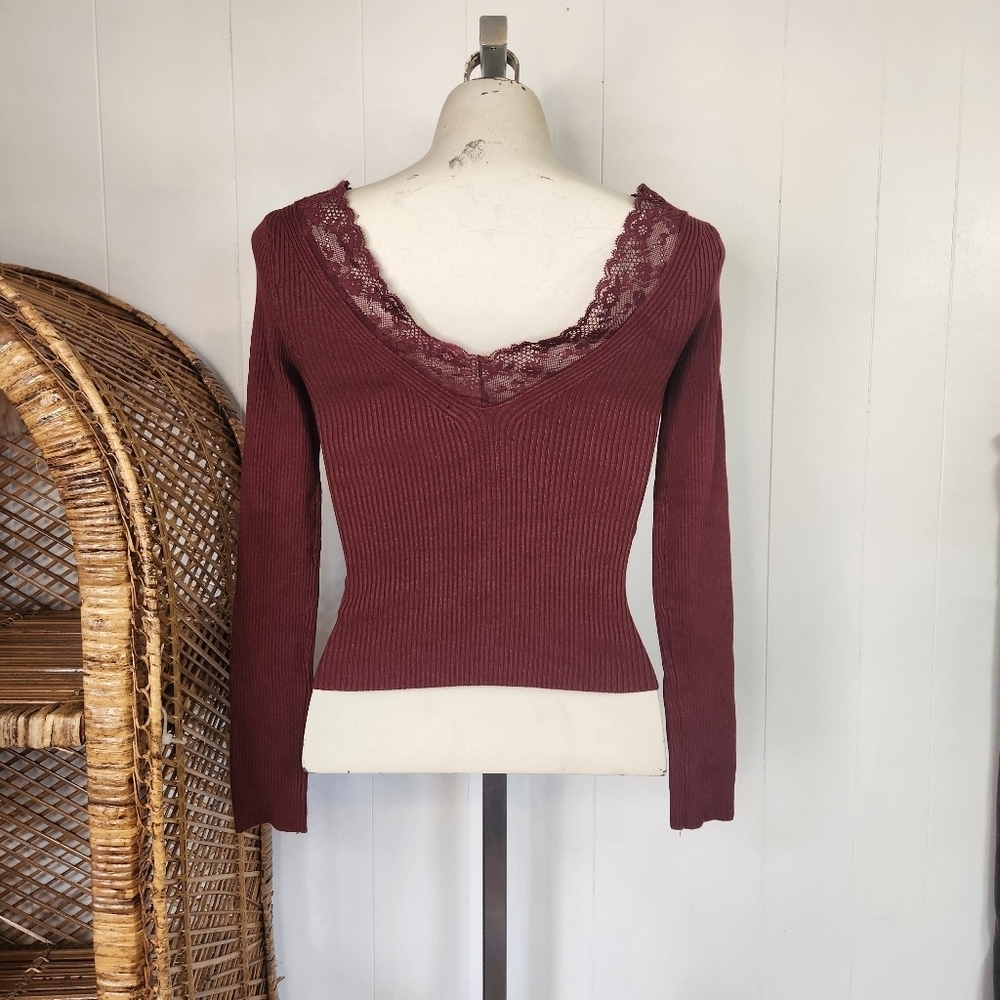 H&M Divided V-Neck Ribbed Long Sleeve Burgundy Lace Sweater Size Xs Wimsigoth - Picture 5 of 6